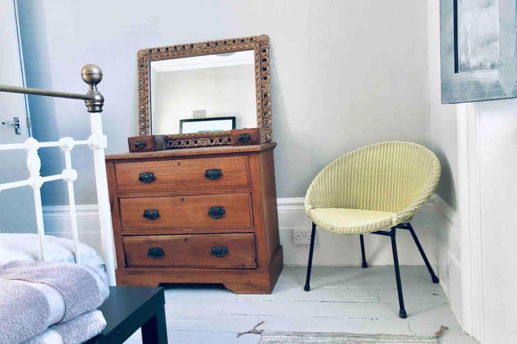 Seaside Escape - Gorgeous 2 Bed Apartment In St-Leonards-On-Sea Hastings Exteriör bild