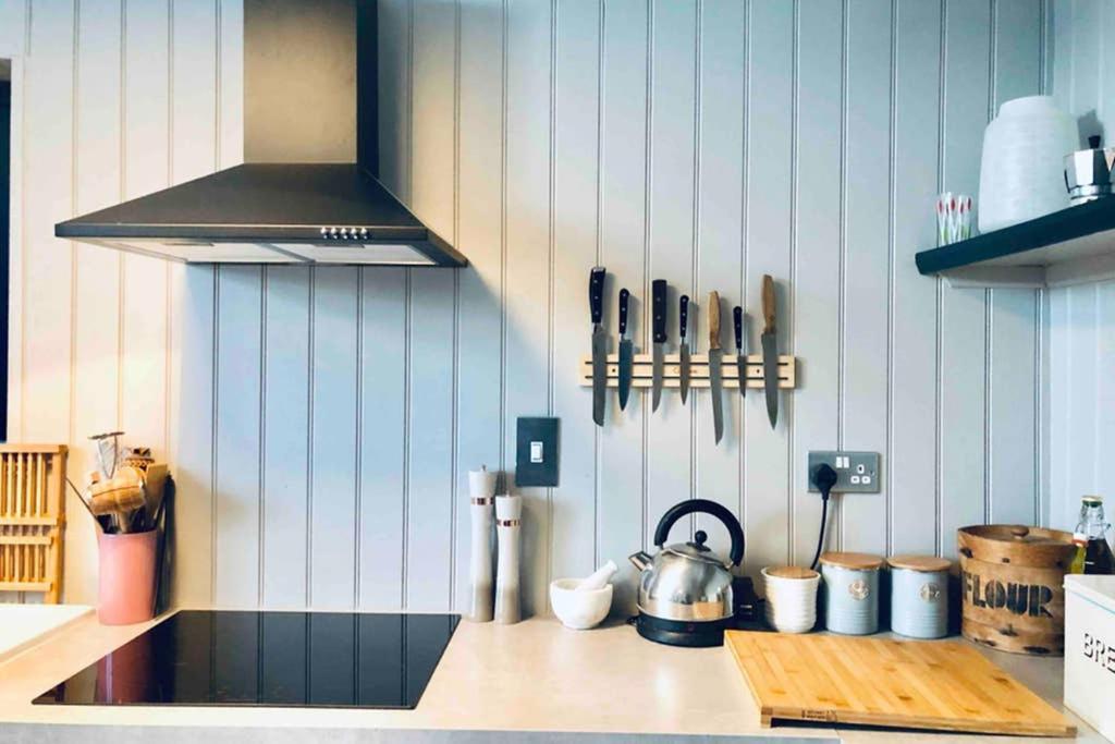 Seaside Escape - Gorgeous 2 Bed Apartment In St-Leonards-On-Sea Hastings Exteriör bild